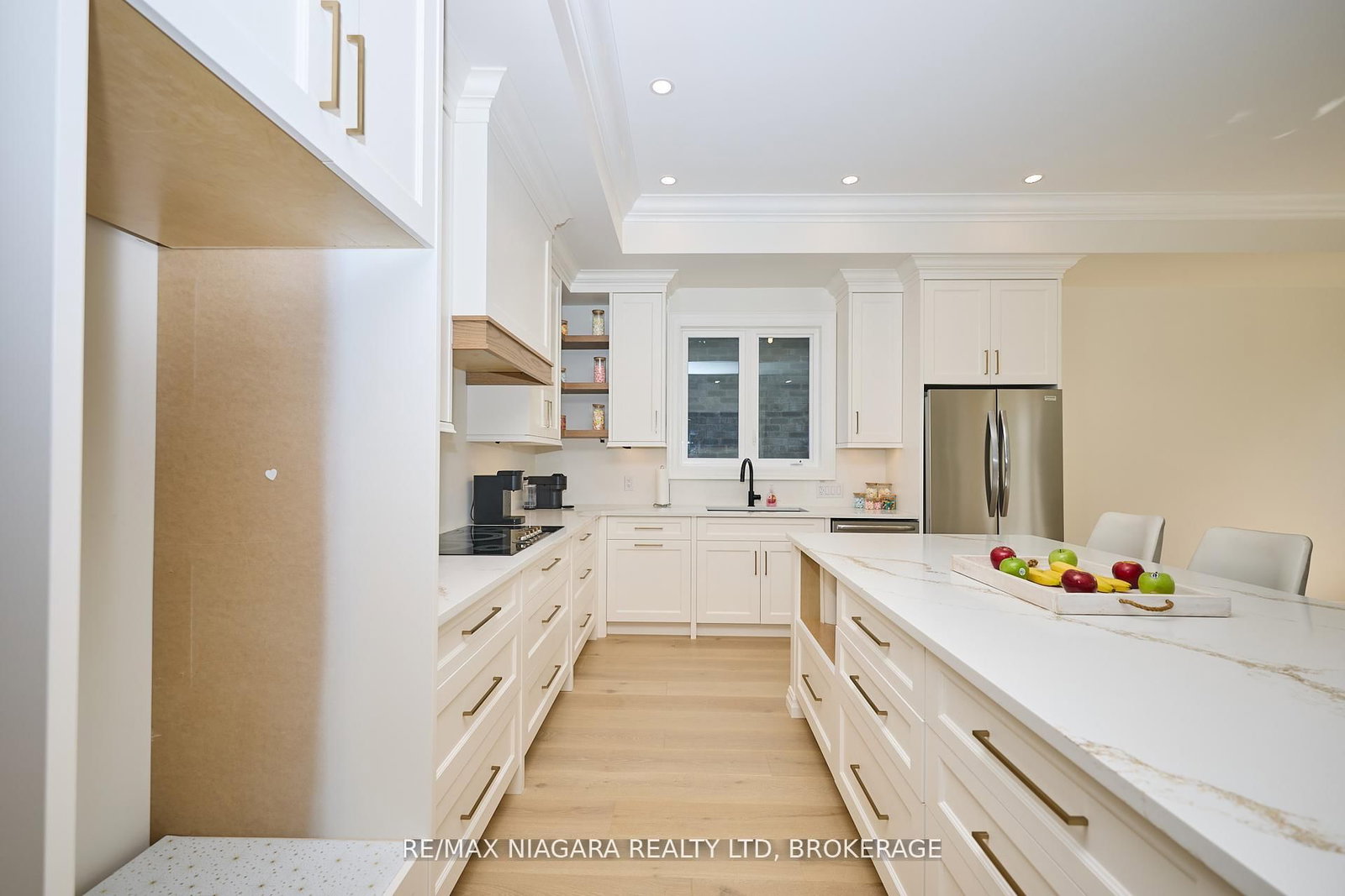 21 Ivy Crescent • Thorold, ON photo 13