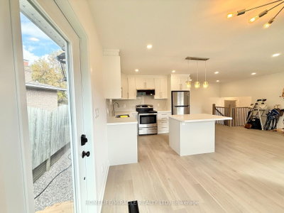 Unit 1 — 87 Scott Road — photo 5