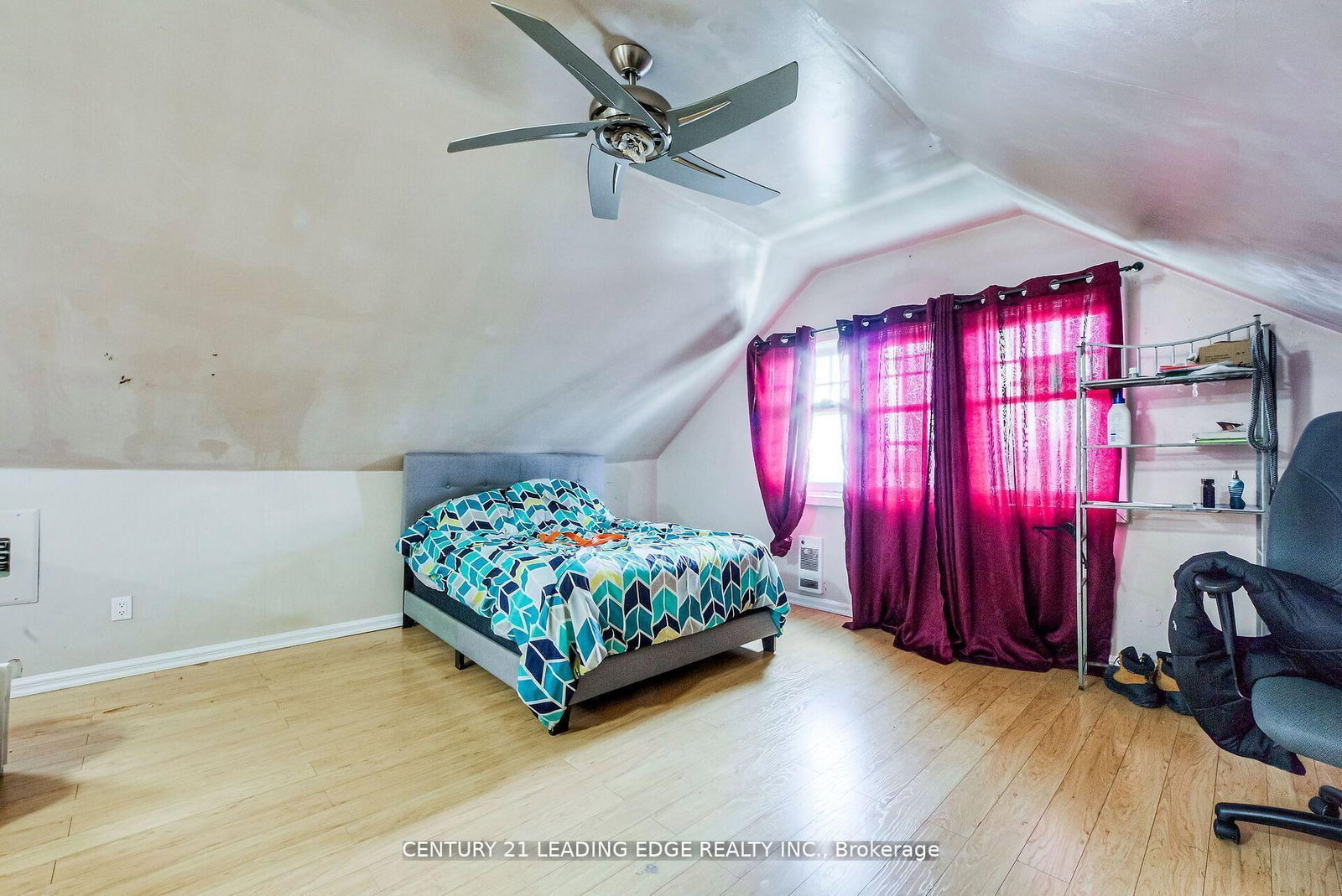 Detached House for sale at 214 Aylmer Street, Peterborough, Ontario, K9J 3K4 - Town Ward 3 - MLS: X12684970