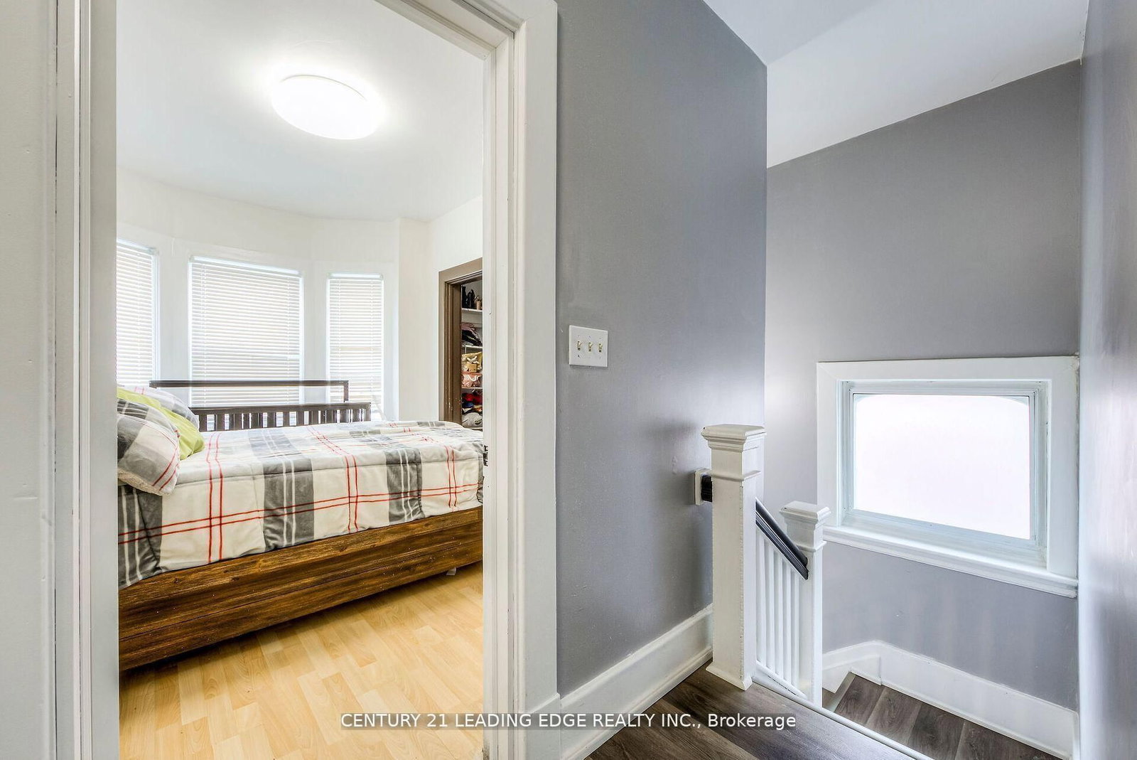 Detached House for sale at 214 Aylmer Street, Peterborough, Ontario, K9J 3K4 - Town Ward 3 - MLS: X12684970