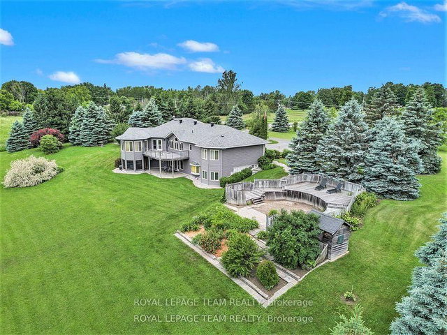 2124 Cty Rd 18 Road S