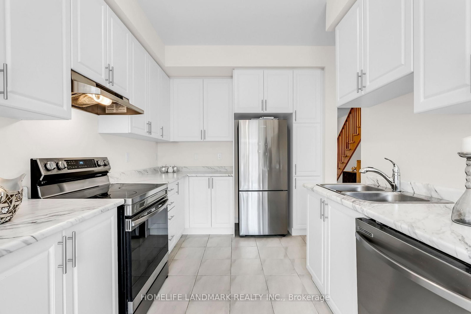 Townhouse for sale at 21 Sapphire Way, Thorold, Ontario, L0S 1A0 - Rolling Meadows - MLS: X12685172