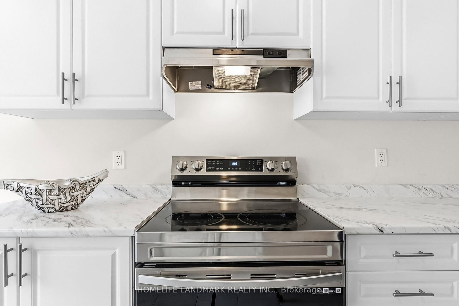 Townhouse for sale at 21 Sapphire Way, Thorold, Ontario, L0S 1A0 - Rolling Meadows - MLS: X12685172