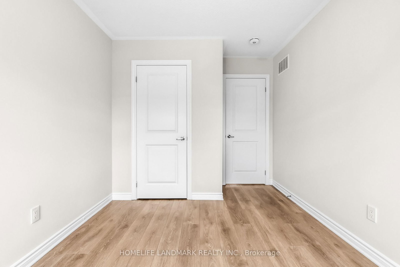 Townhouse for sale at 21 Sapphire Way, Thorold, Ontario, L0S 1A0 - Rolling Meadows - MLS: X12685172