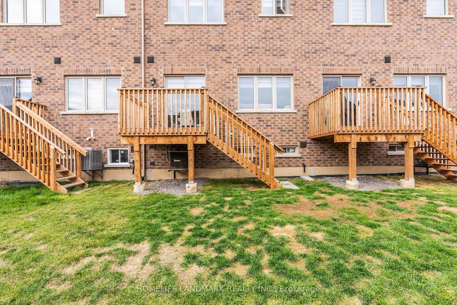 Townhouse for sale at 21 Sapphire Way, Thorold, Ontario, L0S 1A0 - Rolling Meadows - MLS: X12685172