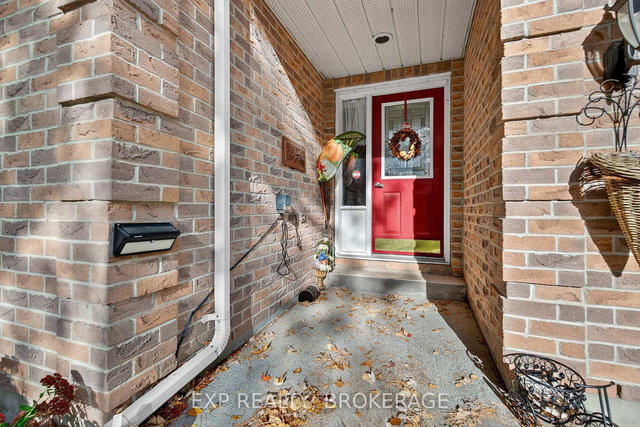 63 SOUTHWOOD Crescent