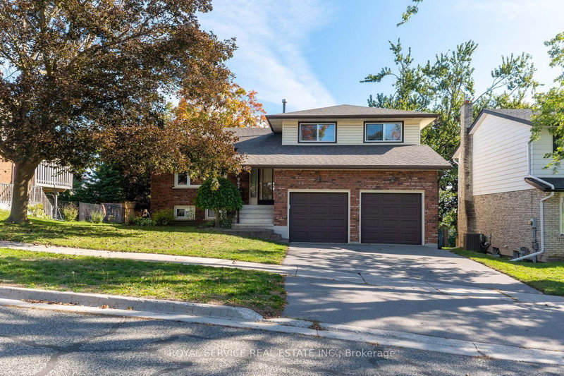 962 Golfview Rd, Peterborough, K9J 7W4 | Image 2