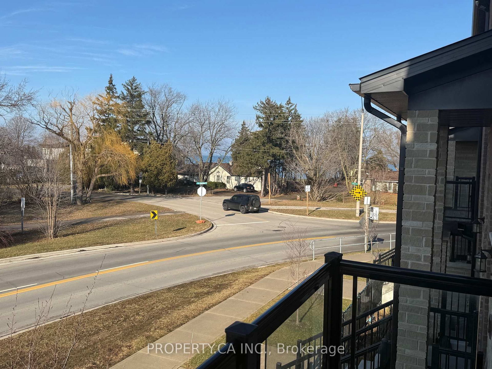 590 North Service Road, Unit 9 - Photo 14