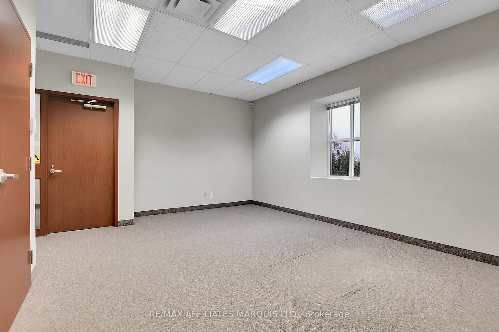 55 WATER Street W, Unit 350 - Photo 15