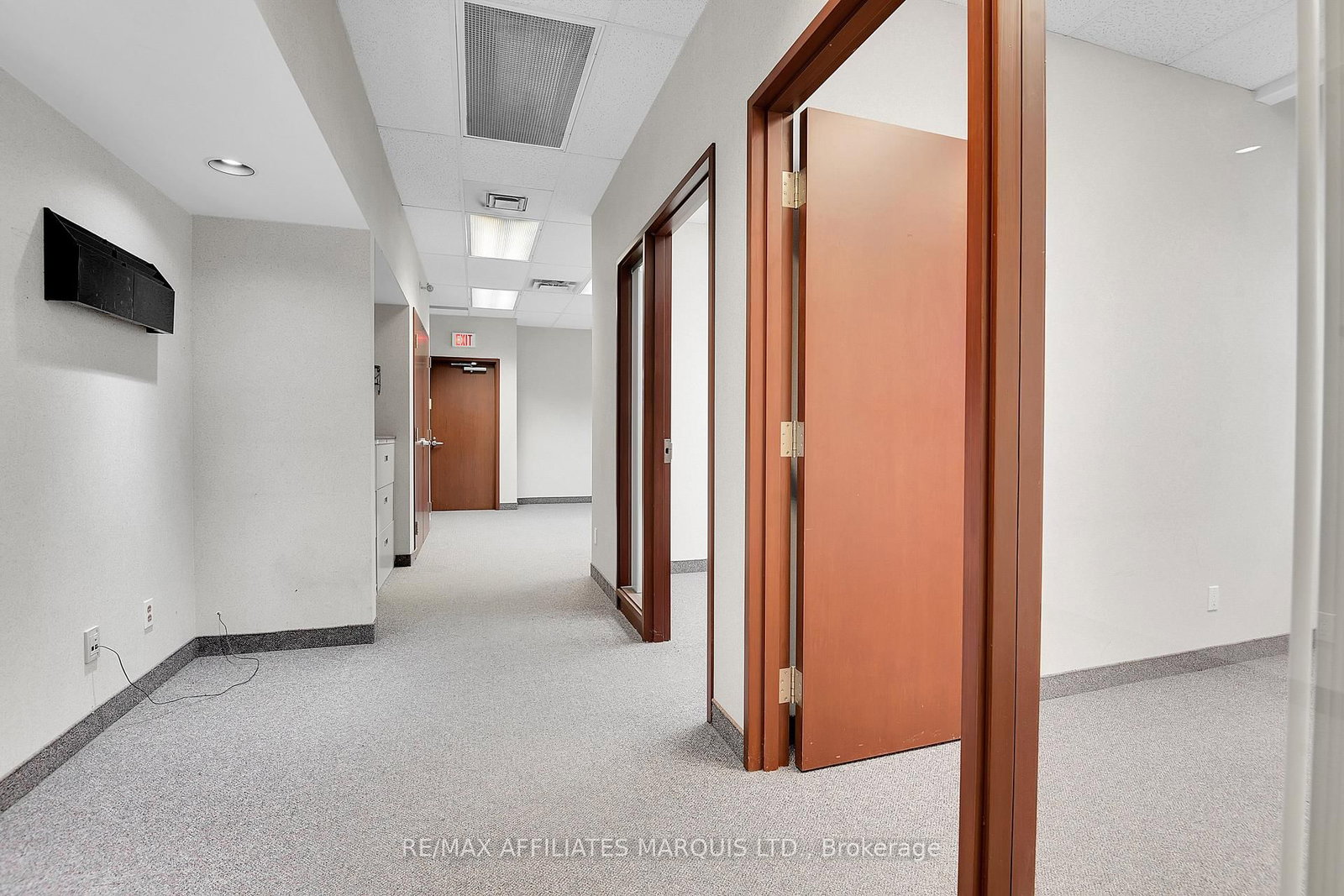 55 WATER Street W, Unit 350 - Photo 18