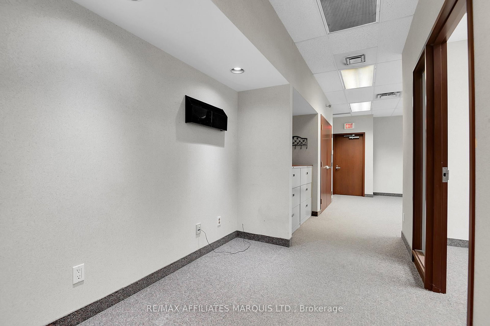 55 WATER Street W, Unit 350 - Photo 19