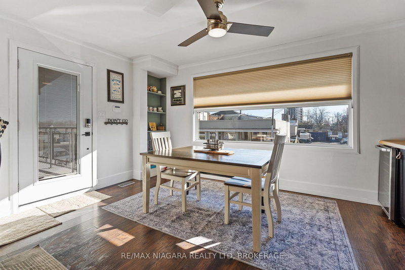 Upper - 15 Charlotte St, Port Colborne, L3K 3C7 | Image 3