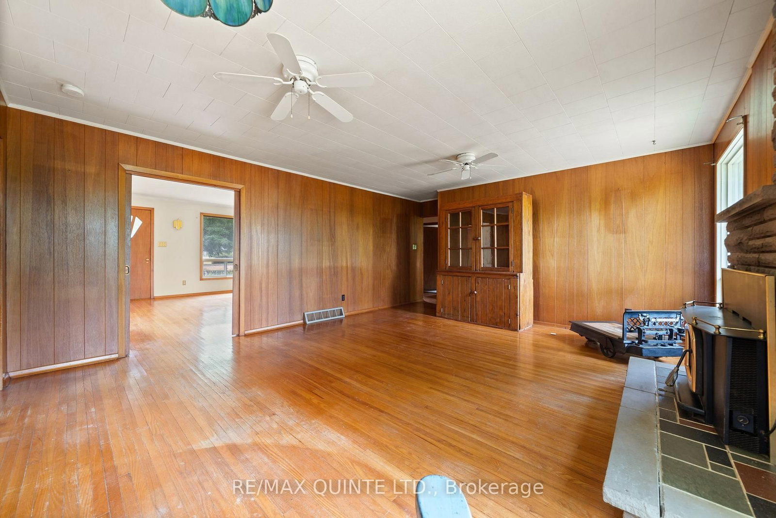 1462 County Road 12 • Prince Edward County, ON photo 18