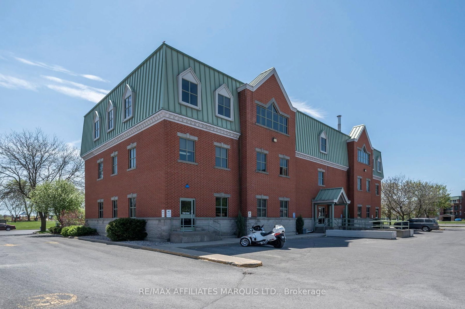 55 WATER Street W, Unit 360 - Photo 18