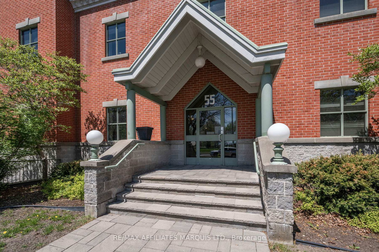 55 WATER Street W, Unit 360 - Photo 6