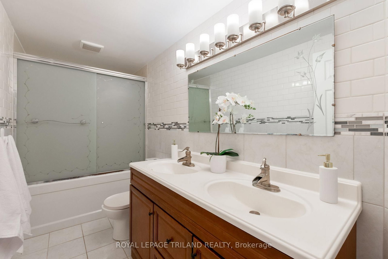 Townhouse for sale at 149-1247 Huron Street, London East, Ontario, N5Y 4X7 - East A - MLS: X12687128