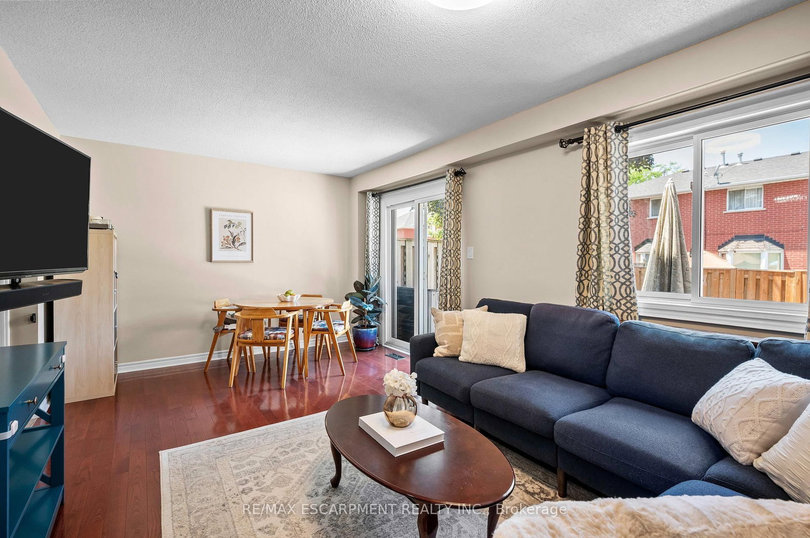 Townhouse for sale at 12-610 Barton Street, Hamilton, Ontario, L8E 5V2 - Stoney Creek - MLS: X12687808