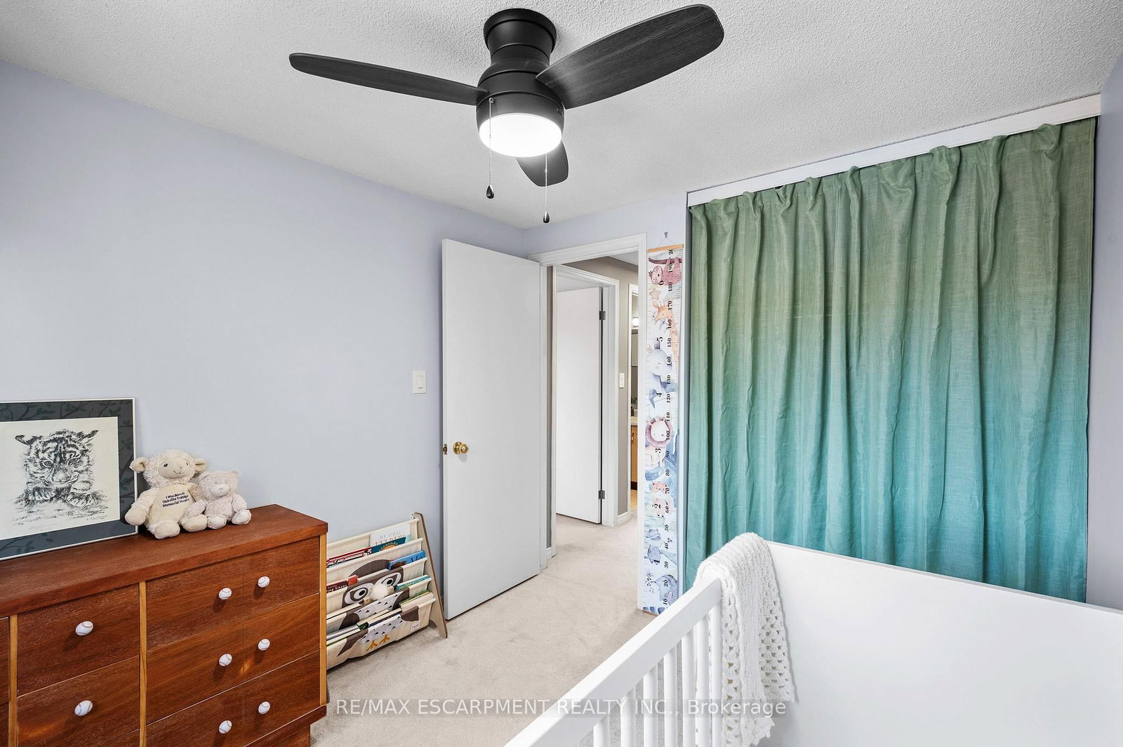 Townhouse for sale at 12-610 Barton Street, Hamilton, Ontario, L8E 5V2 - Stoney Creek - MLS: X12687808