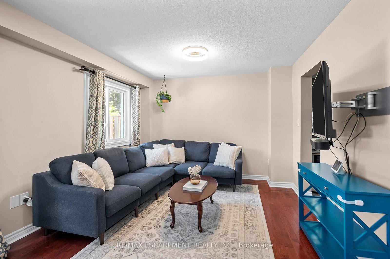 Townhouse for sale at 12-610 Barton Street, Hamilton, Ontario, L8E 5V2 - Stoney Creek - MLS: X12687808