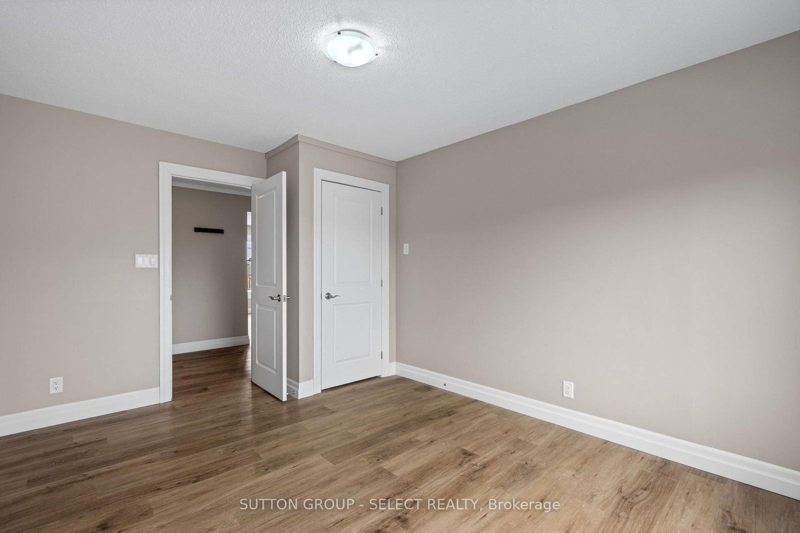 296 Huron Street W • South Huron, ON photo 20