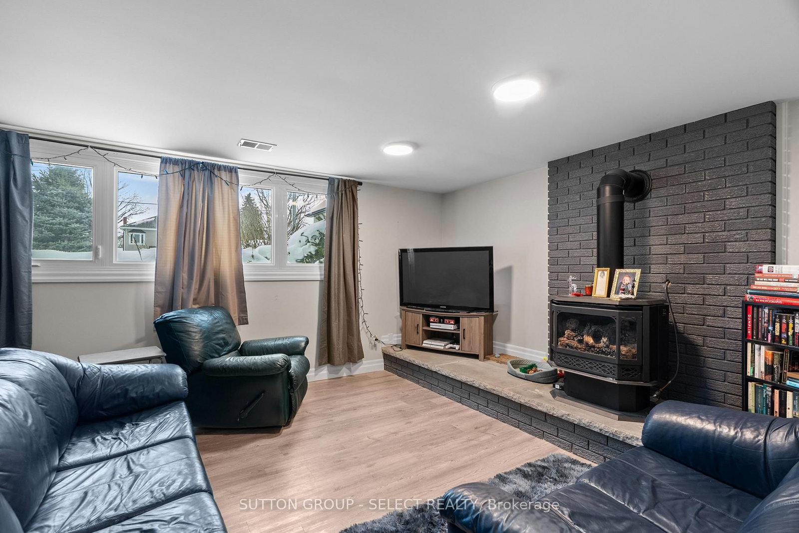 296 Huron Street W • South Huron, ON photo 26