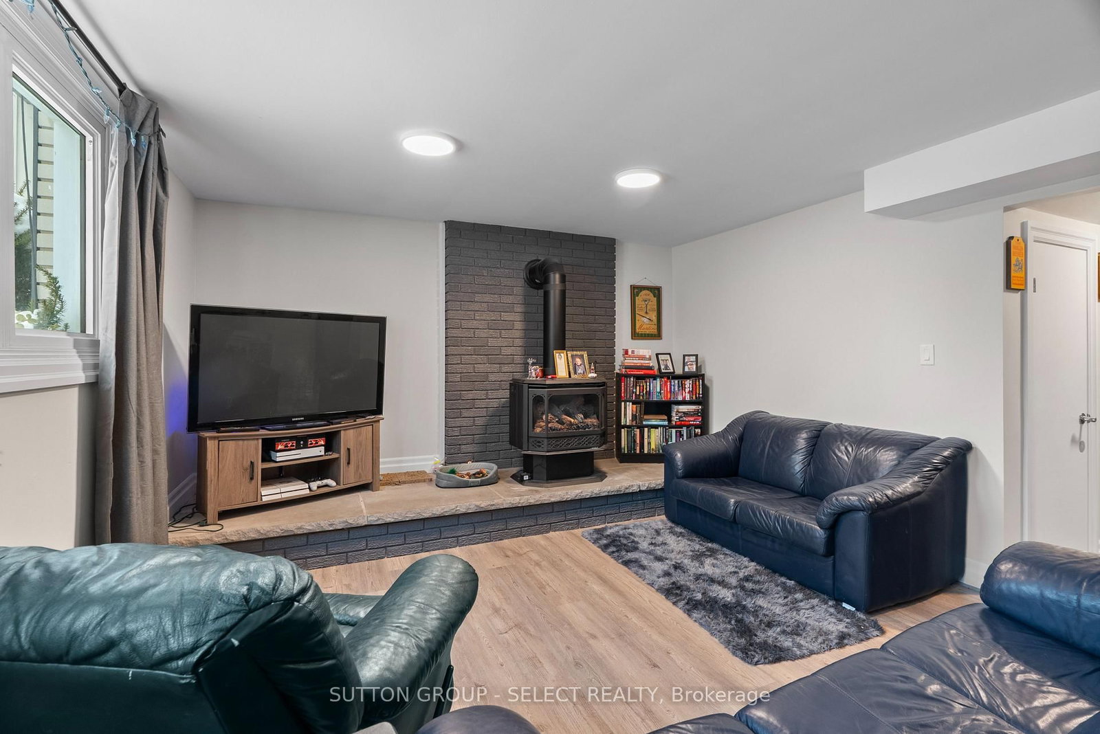 296 Huron Street W • South Huron, ON photo 27