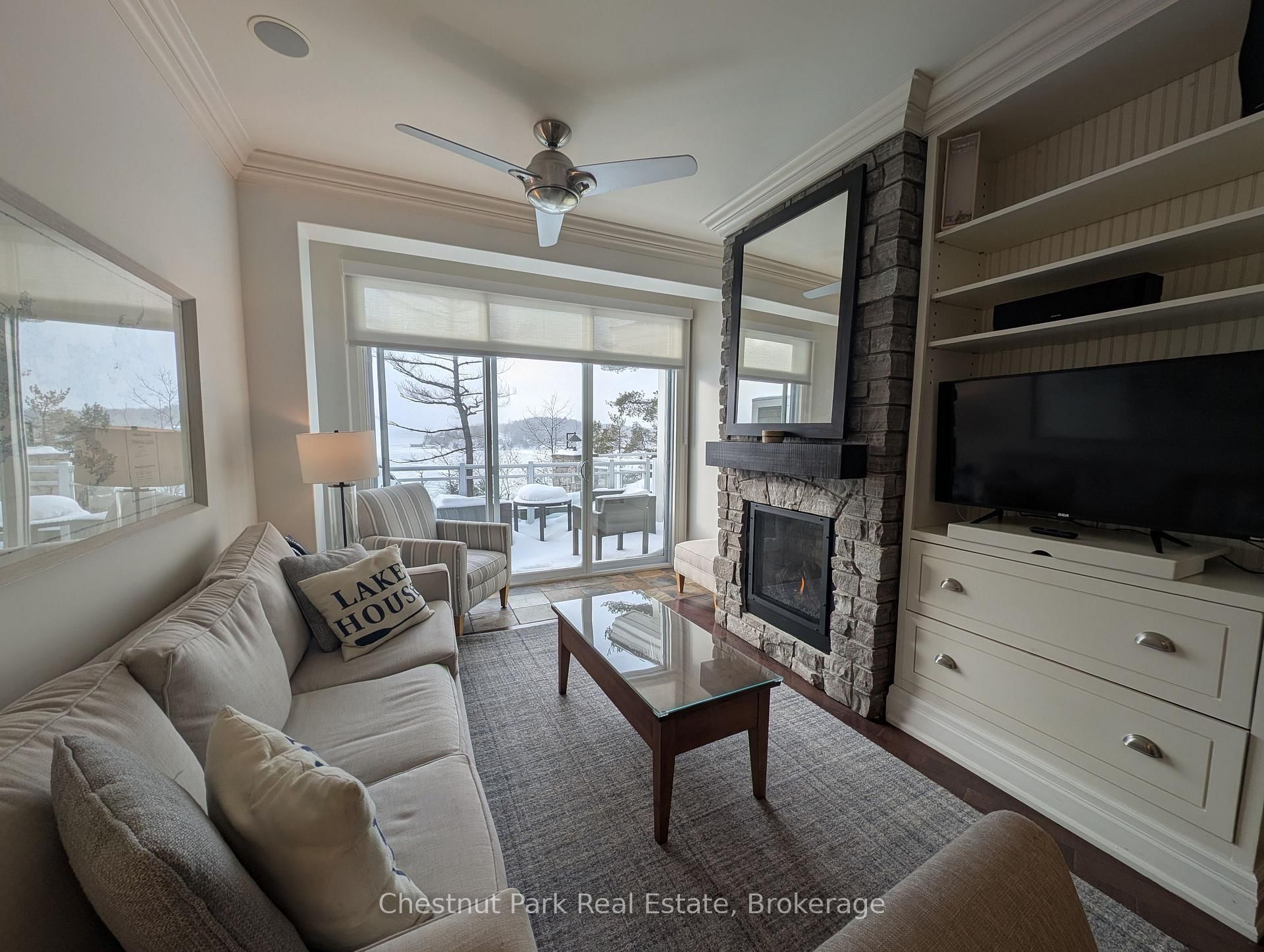 1869 Muskoka 118 Road W, Unit E206B1