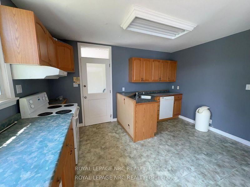 4213/4207 Drummond Road - Photo 12