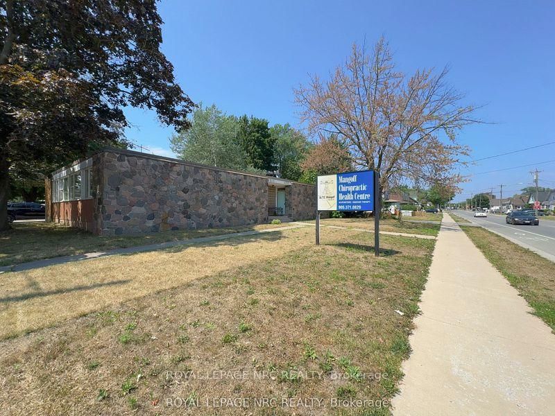 4213/4207 Drummond Rd, Niagara Falls, L2E 6C2 | Image 2