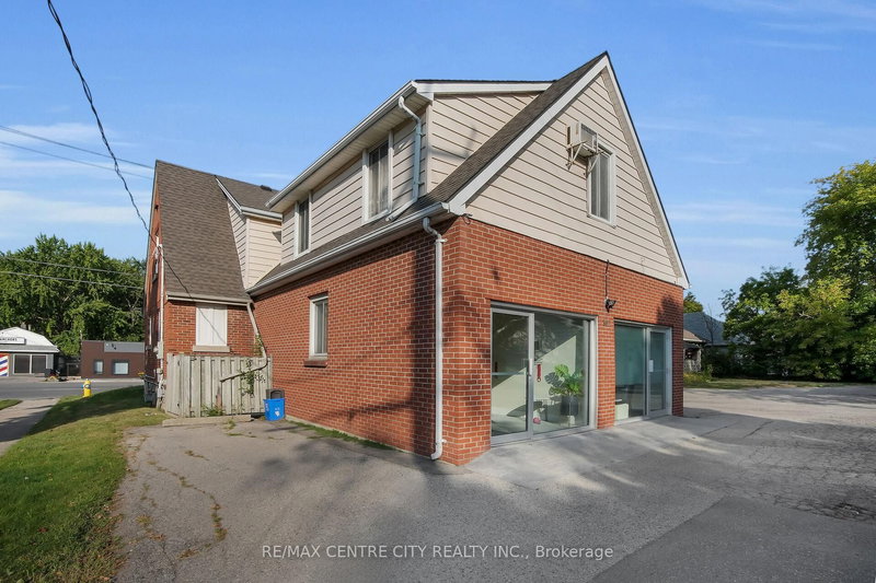 302 Wellington Rd, London South, N6C 4N9 | Image 3