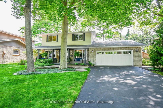 7077 Ridgewood Crescent