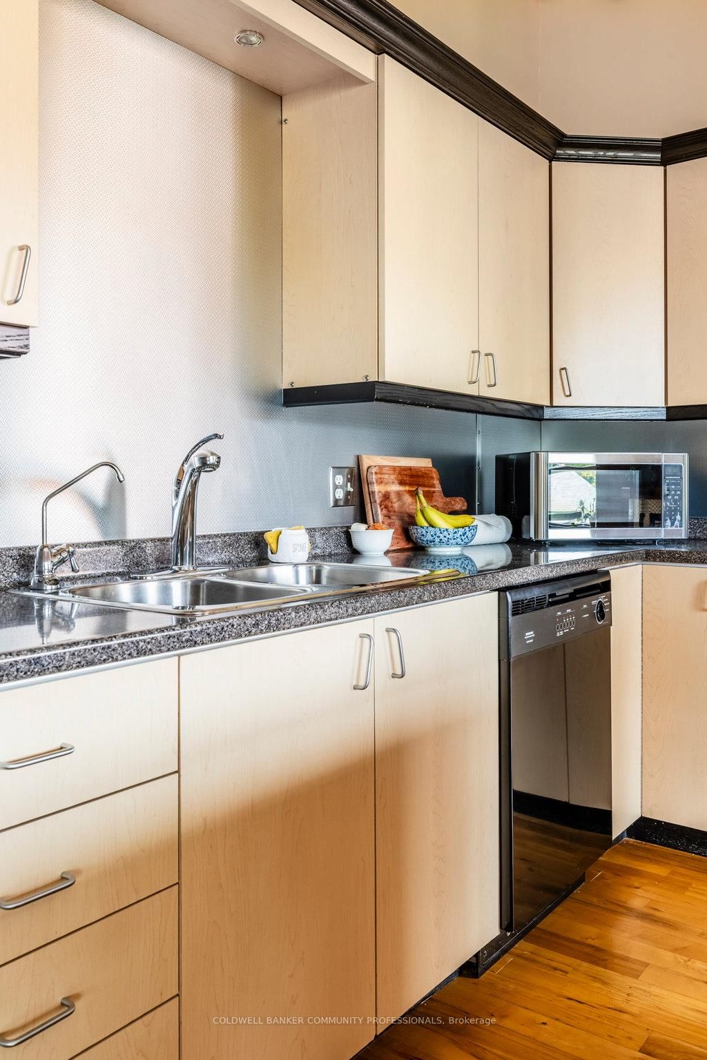 Condo for sale at 44-36 Margaret Street, Hamilton, Ontario, L8P 4C8 - Strathcona - MLS: X12690424