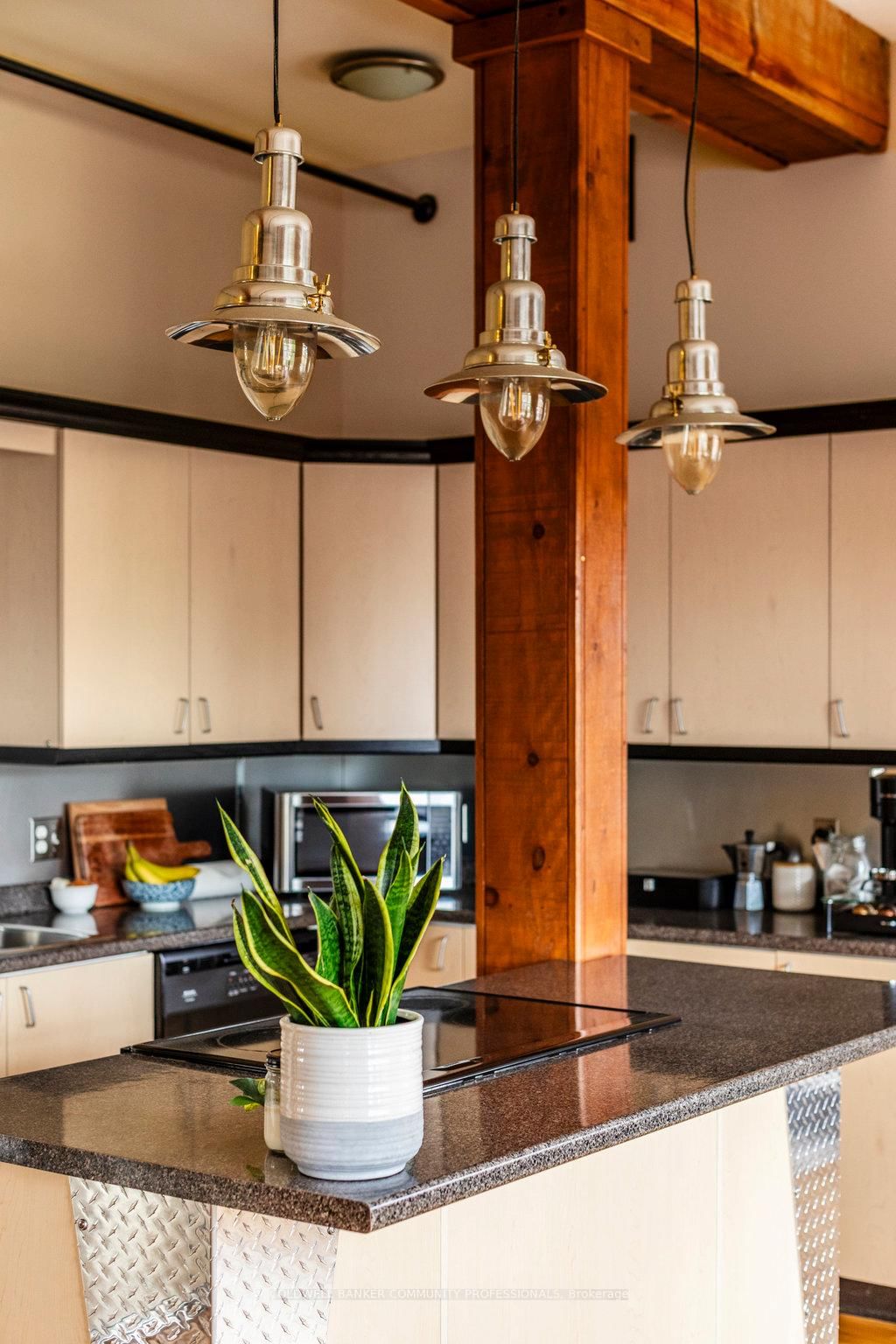 Condo for sale at 44-36 Margaret Street, Hamilton, Ontario, L8P 4C8 - Strathcona - MLS: X12690424