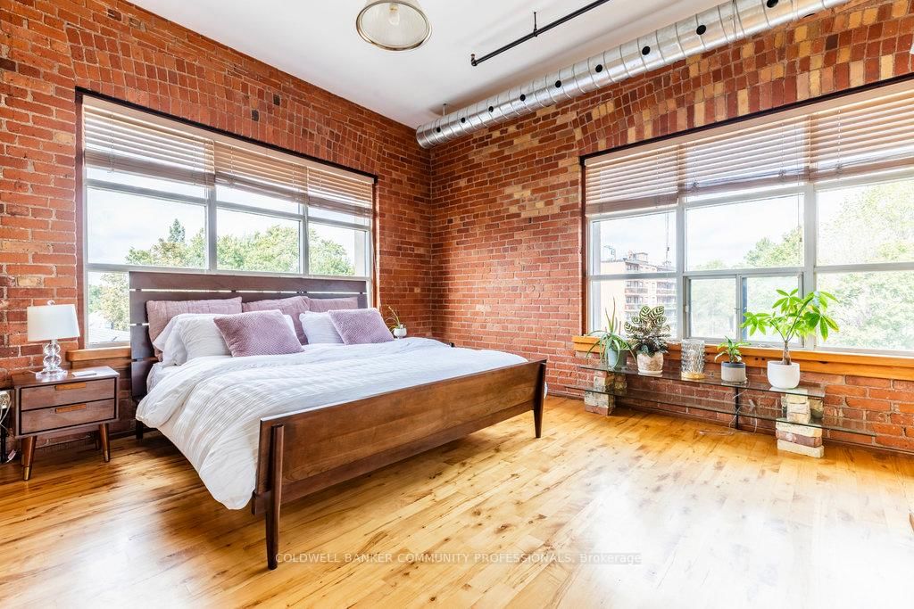 Condo for sale at 44-36 Margaret Street, Hamilton, Ontario, L8P 4C8 - Strathcona - MLS: X12690424