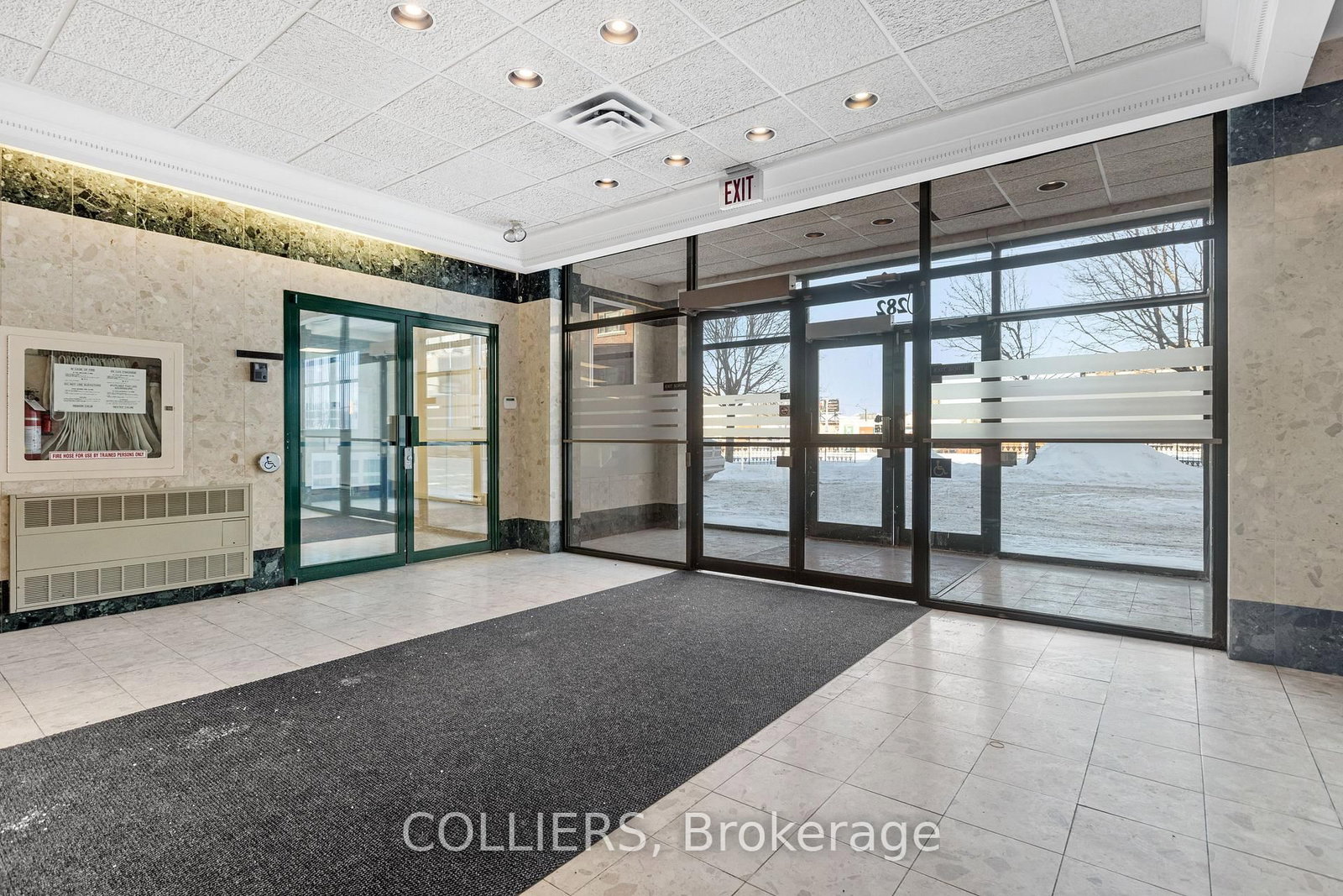 282 Dupuis Street, Unit 400 - Photo 3