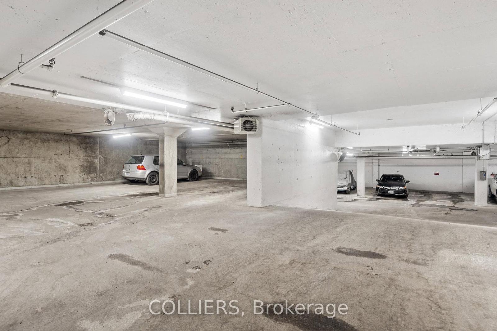 282 Dupuis Street, Unit 400 - Photo 4