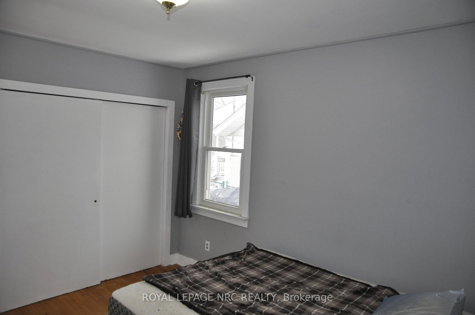 Detached House for sale at 129 Gilmore Road, Fort Erie, Ontario, L2A 2L9 - Central - MLS: X12690942