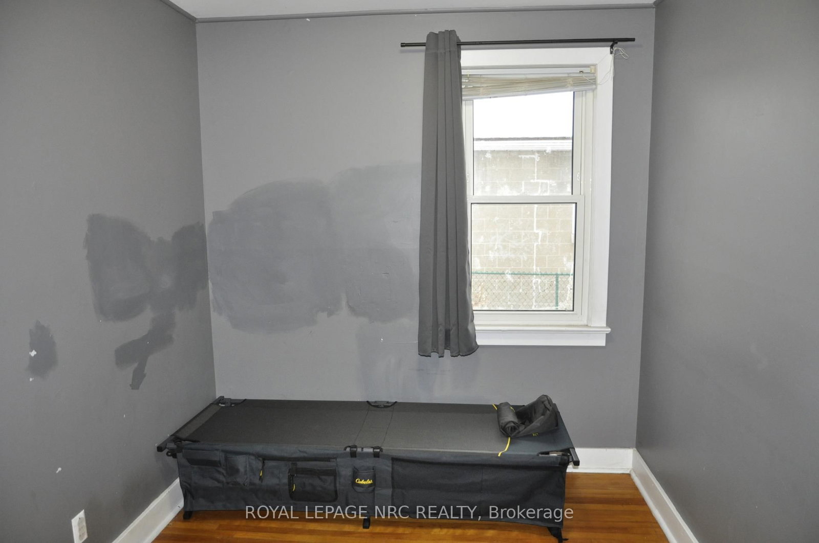 Detached House for sale at 129 Gilmore Road, Fort Erie, Ontario, L2A 2L9 - Central - MLS: X12690942