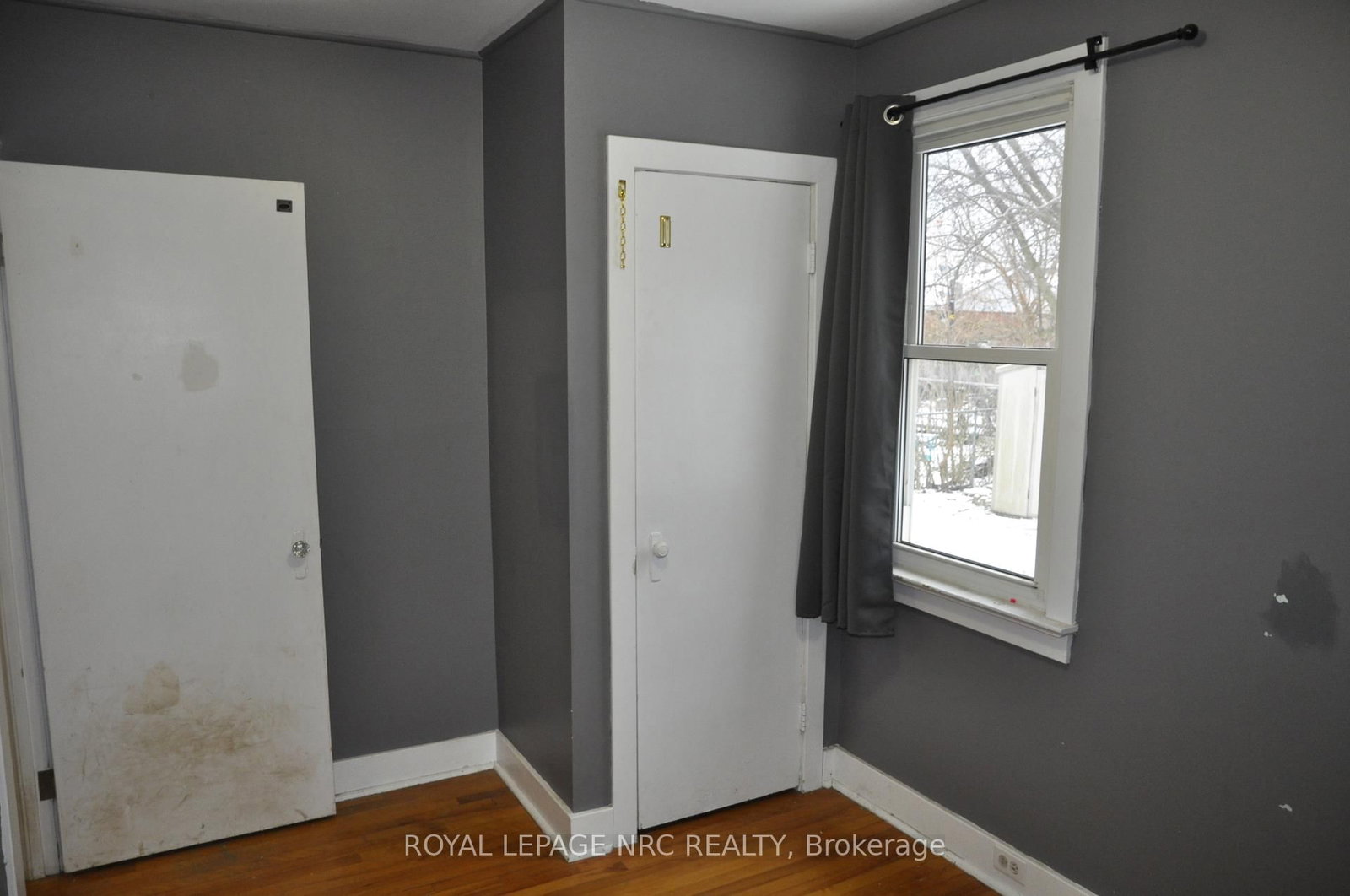 Detached House for sale at 129 Gilmore Road, Fort Erie, Ontario, L2A 2L9 - Central - MLS: X12690942