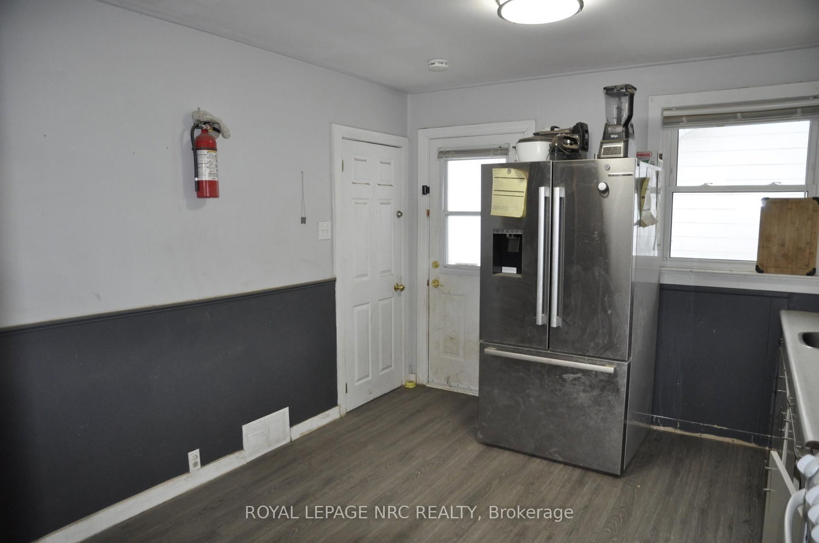 Detached House for sale at 129 Gilmore Road, Fort Erie, Ontario, L2A 2L9 - Central - MLS: X12690942