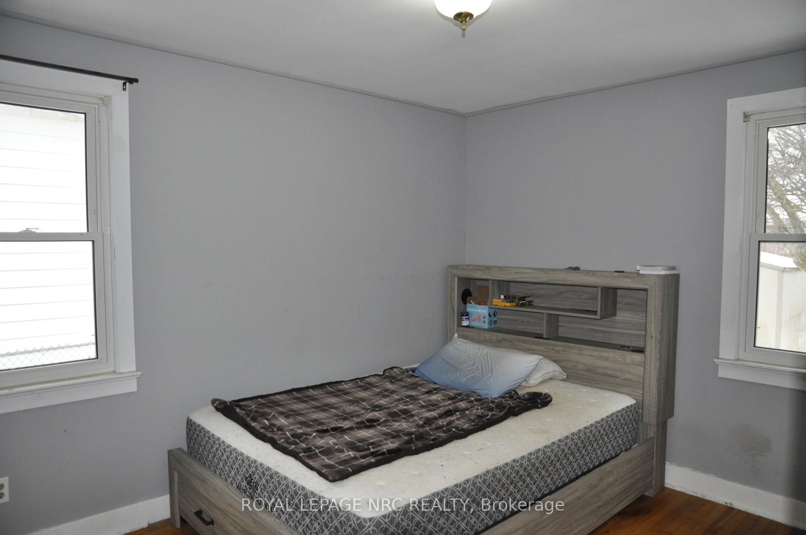 Detached House for sale at 129 Gilmore Road, Fort Erie, Ontario, L2A 2L9 - Central - MLS: X12690942