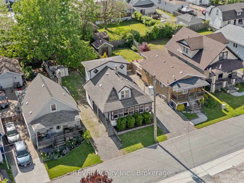 61 Patricia St, Thorold, L2V 3V9 | Image 3