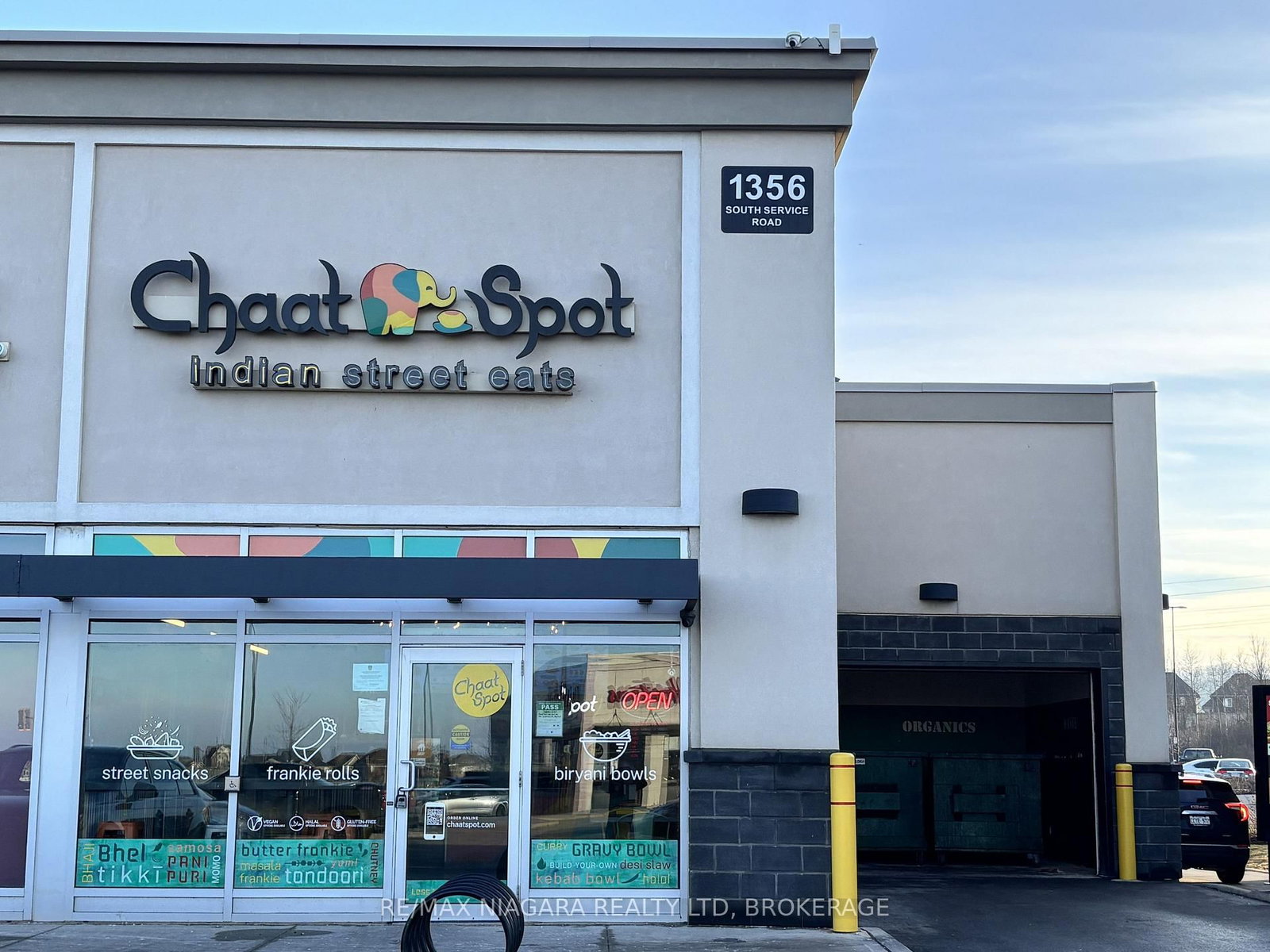 1356 S South Service Road S, Unit Unit #4