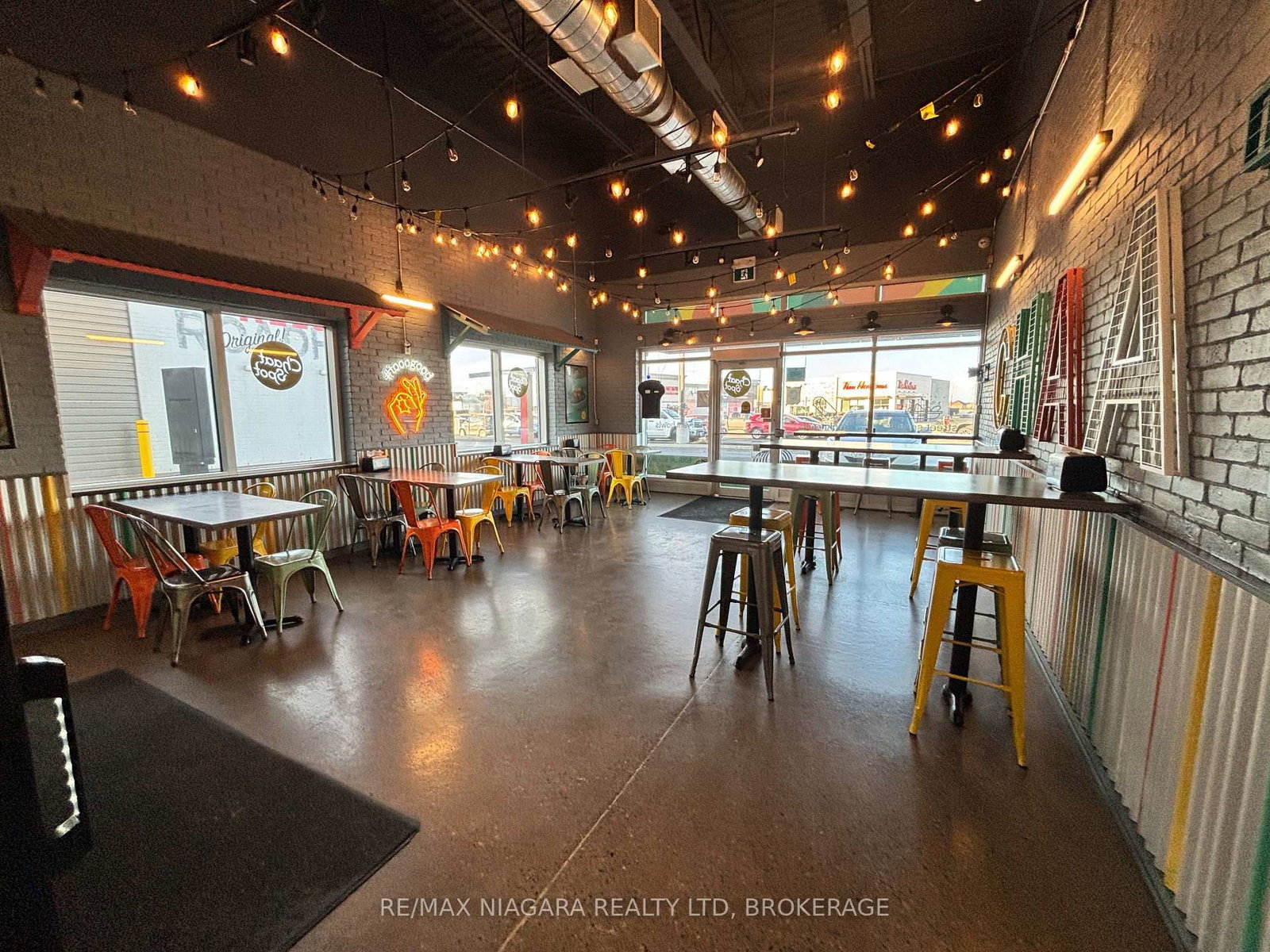 1356 S South Service Road S, Unit Unit #4 - Photo 12