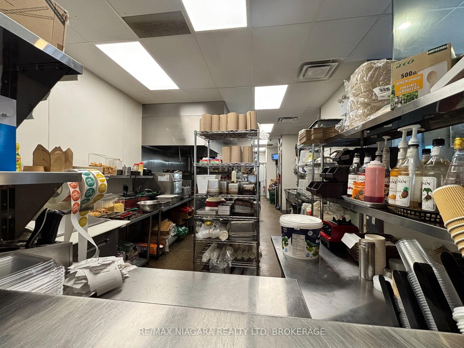 1356 S South Service Road S, Unit Unit #4 - Photo 13