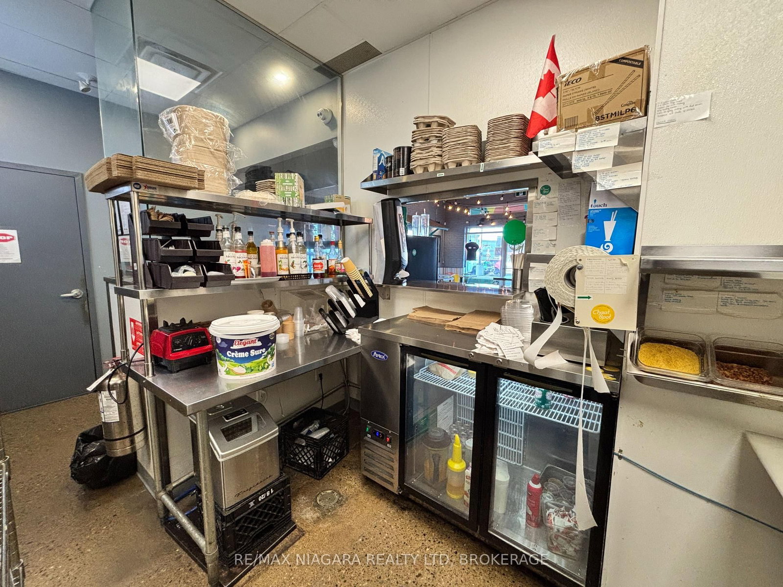 1356 S South Service Road S, Unit Unit #4 - Photo 15