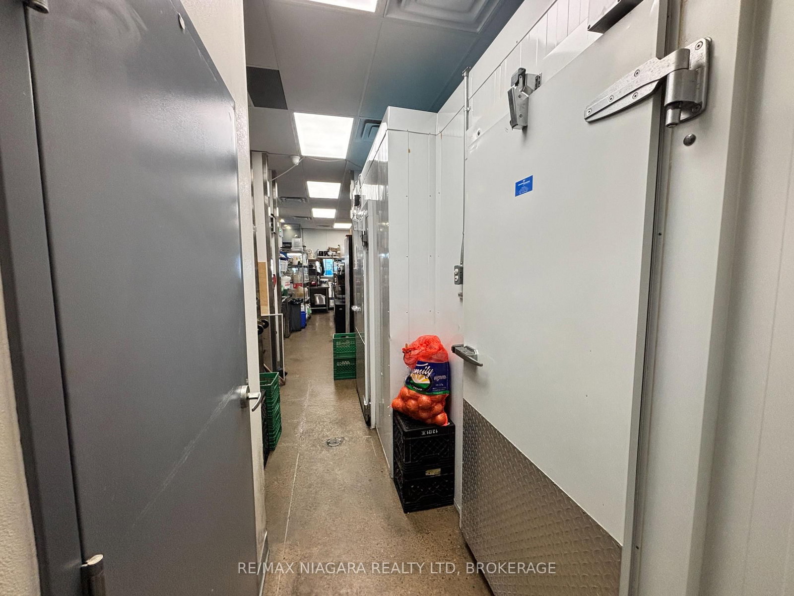 1356 S South Service Road S, Unit Unit #4 - Photo 24