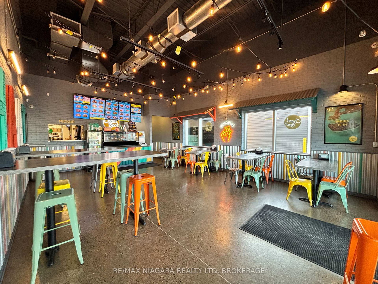 1356 S South Service Road S, Unit Unit #4 - Photo 8