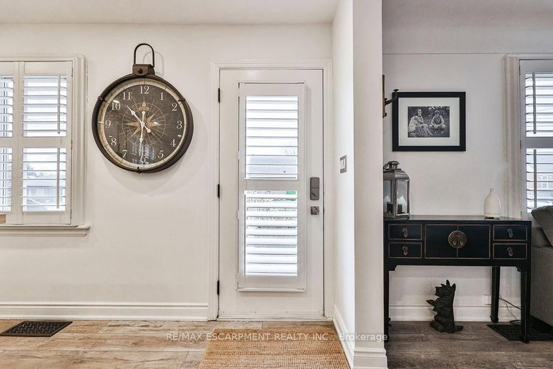 60 Galbraith Dr, Hamilton, L8G 1Z9 | Image 3