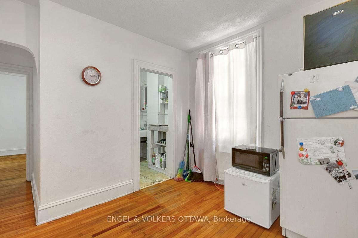258 Kent Street - Photo 11